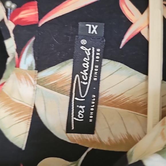 Mens hawaiian shirt - Picture 2 of 2